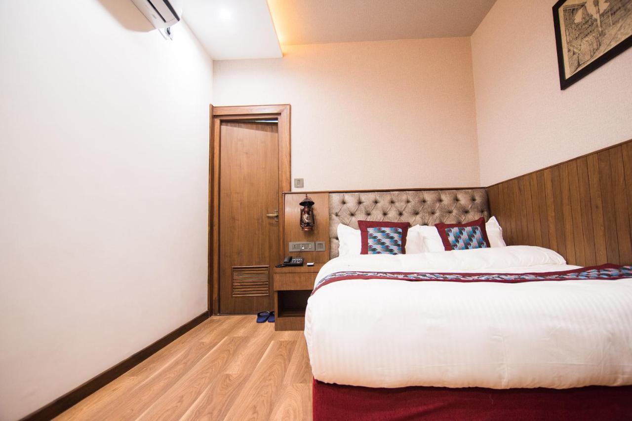 Everest Boutique Hotel Katmandou Extérieur photo