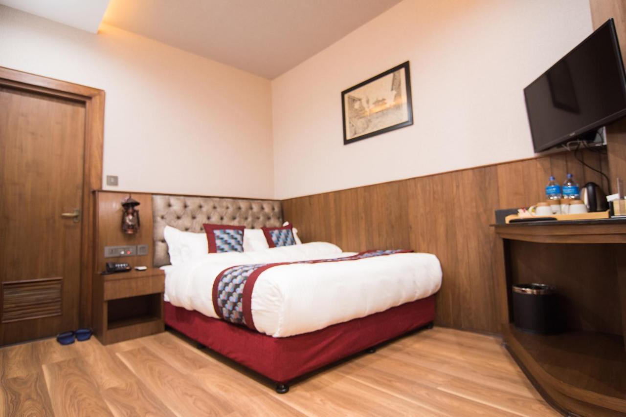 Everest Boutique Hotel Katmandou Extérieur photo